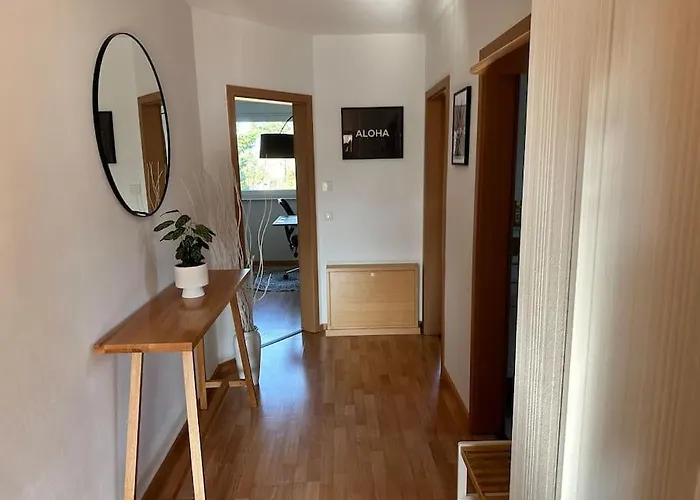 Sonniges & Ruhiges Apartment Mit Balkon Nahe Berlin